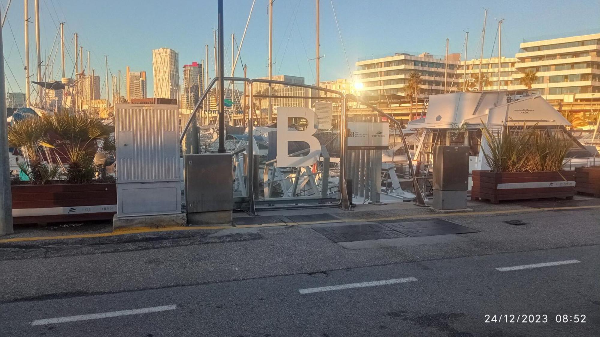 Best Barcelona Boat Experience 산트 아드리아 데 베소스 외부 사진
